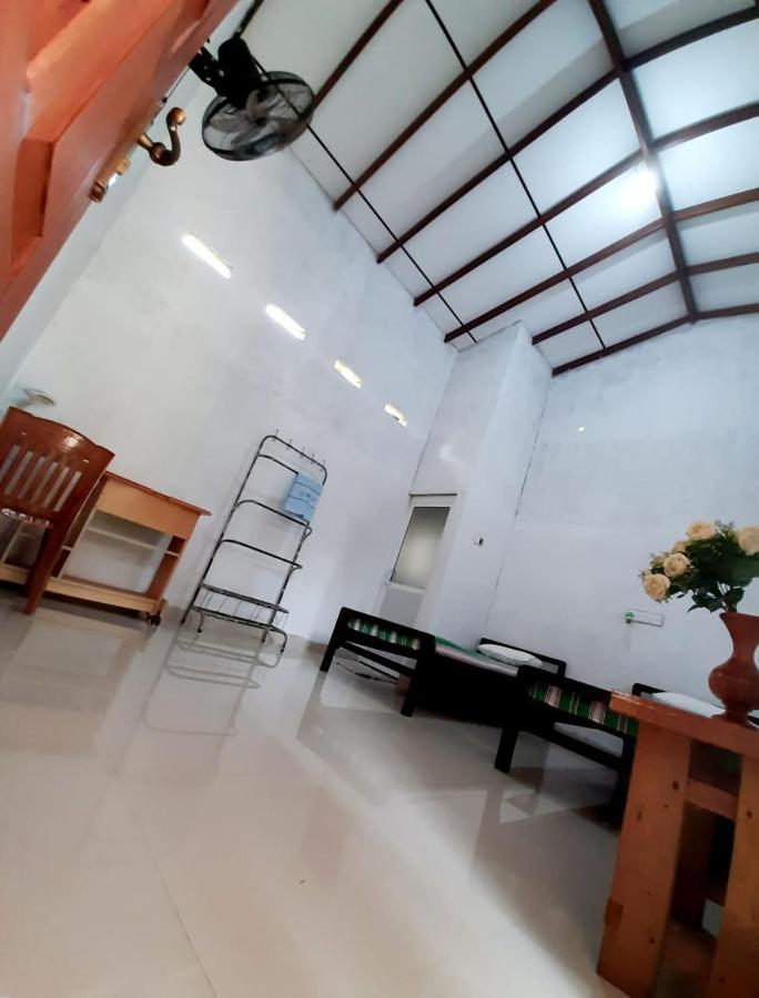 Sanithu Homestay And Villa 갈레 외부 사진